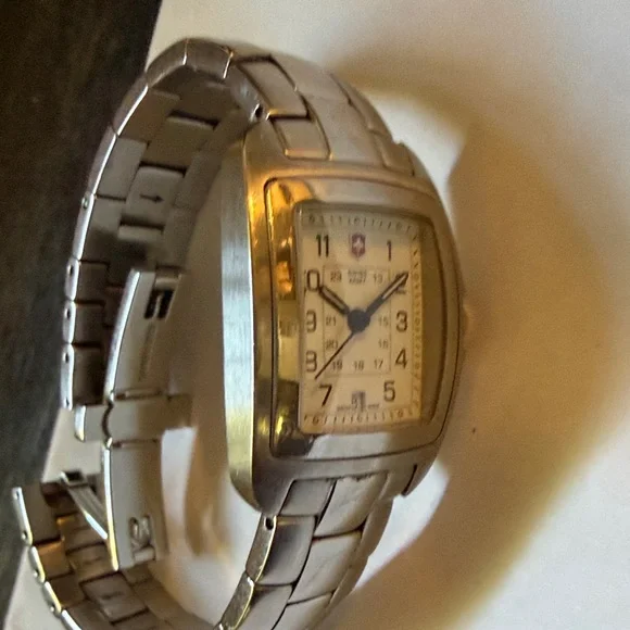 Victorinox Swiss Army Stainless Steel Women's Watch - White Dial
